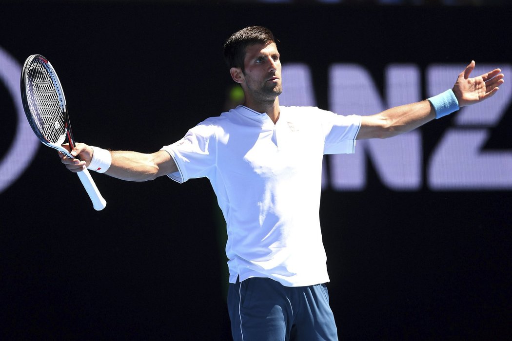 Obhájce titulu Srb Novak Djokovič skončil na Australian Open už ve 2. kole