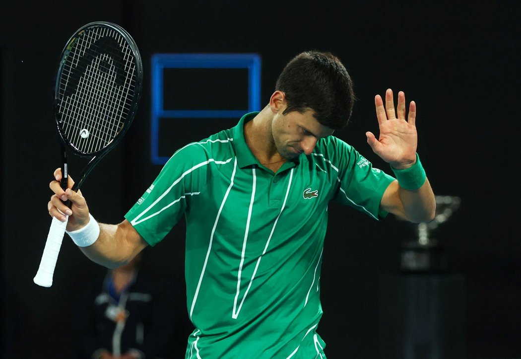 Srbský tenista Novak Djokovič během vítězného finále Australian Open s Rakušanem Dominicem Thiemem
