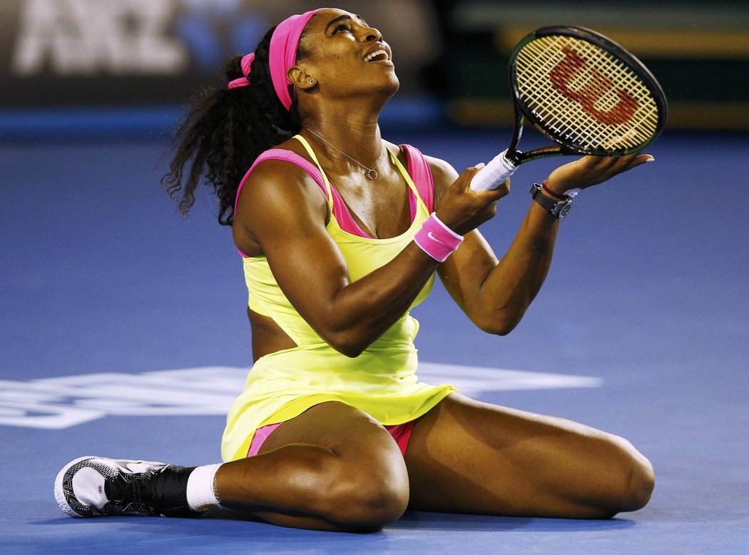 Serena Williamsová se raduje ze šestého triumfu na Australian Open