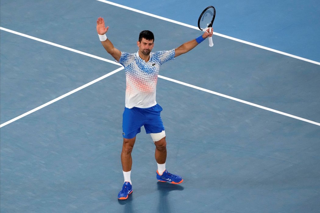 Novak Djokovič postoupil na Australian Open do semifinále přes Andreje Rubljova