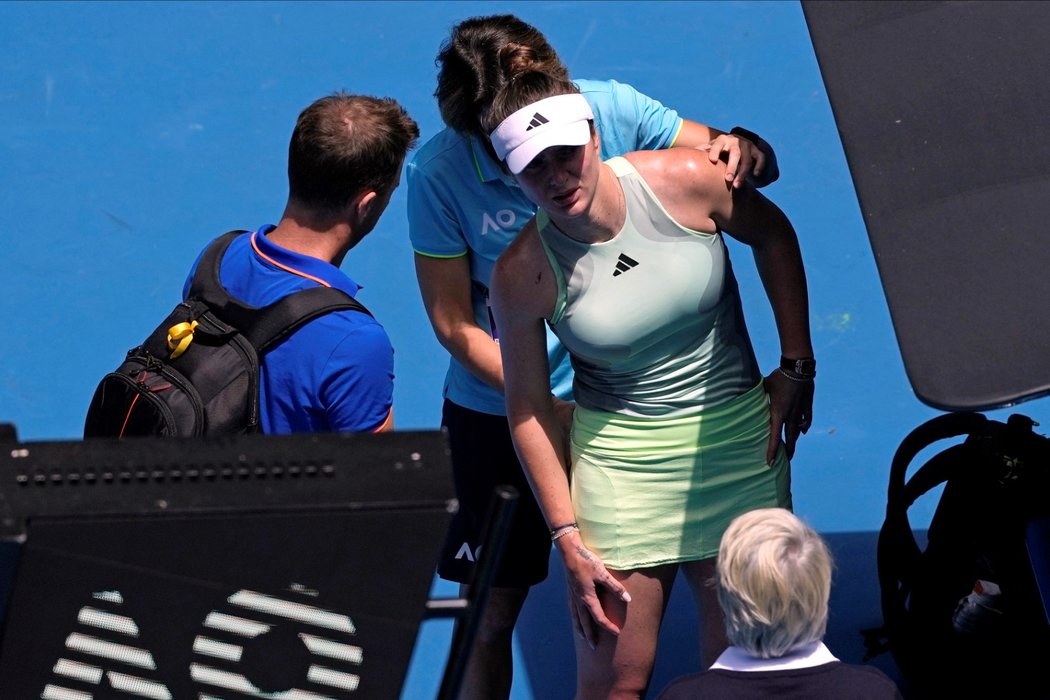 Elina Svitolinová se v úvodu osmifinále Australian Open zranila, zápas proti Lindě Noskové trval jen tři gamy