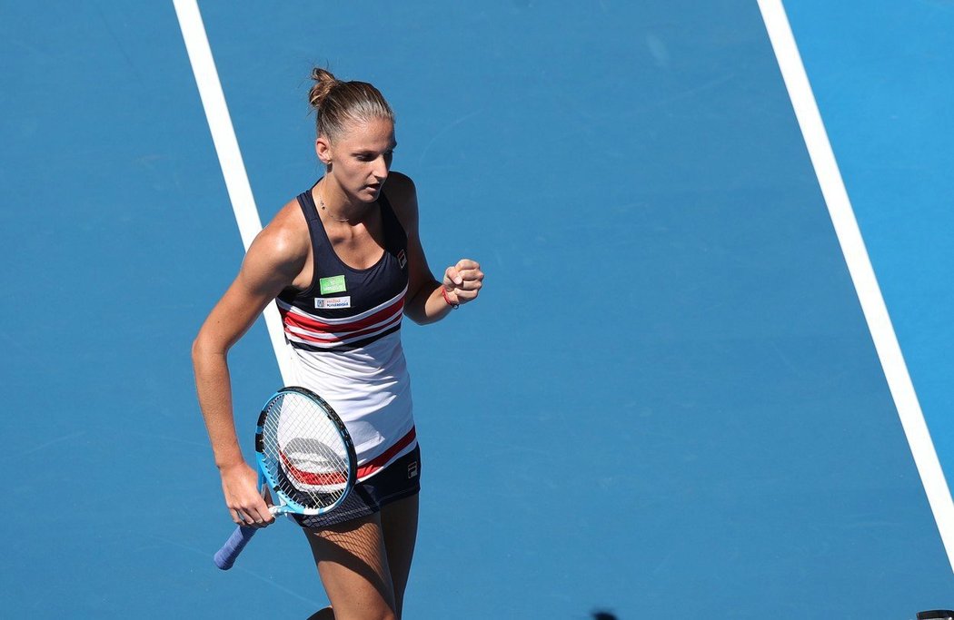 Karolína Plíšková vyhrála český souboj třetího kola na grandslamovém Australian Open.