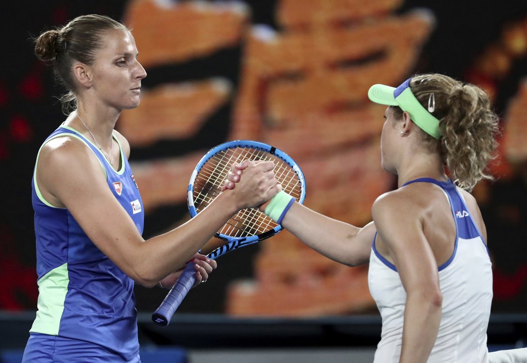 Karolína Plíšková na Australian Open porazila Němku Lauru Siegemundovou dvakrát 6:3.