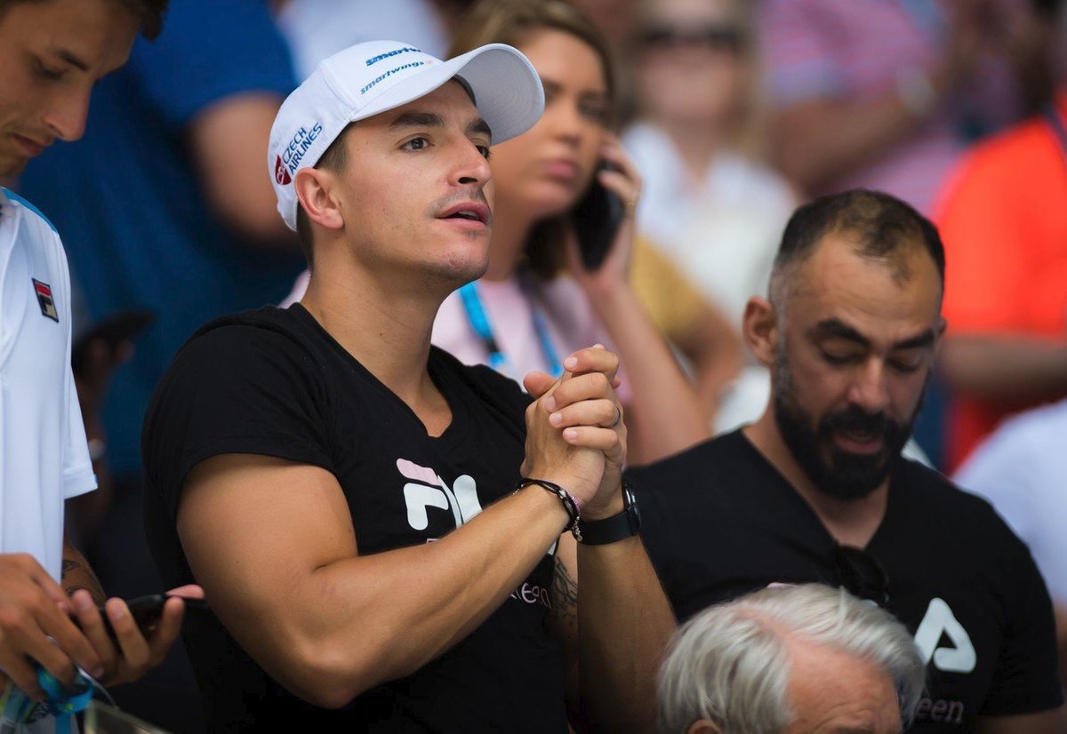 Michal Hrdlička slavil postup Karolíny Plíškoví do semifinále Australian Open jako blázen
