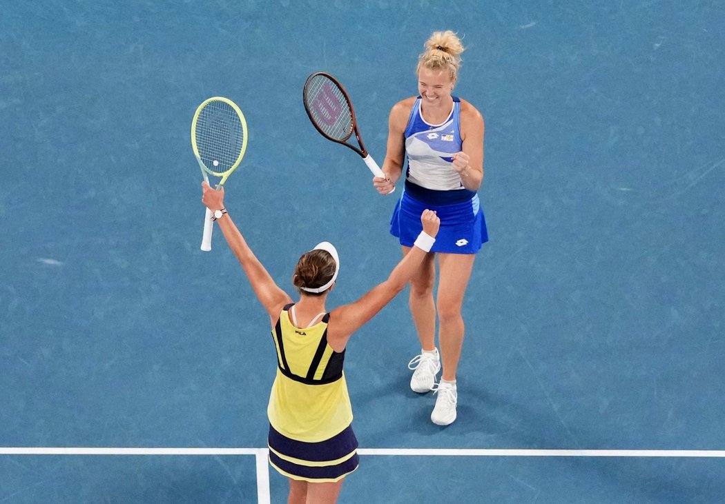 Barbora Krejčíková a Kateřina Siniaková zvládly finále na Australian Open a získaly další grandslamový titul