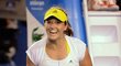 Laura Robsonová slaví své vítězství nad Petrou Kvitovou ve druhém kole Australian Open