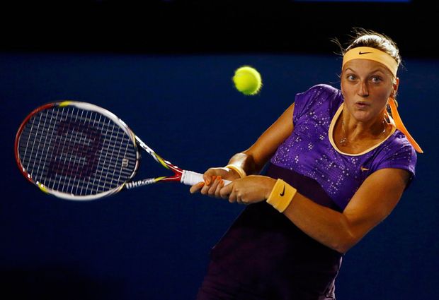 Duel druhého kola Australian Open proti sobě postavil českou jedničku Petru Kvitovou a britskou soupeřku Lauru Robsonovou Duel druhého kola Australian Open proti sobě postavil českou jedničku Petru Kvitovou a britskou soupeřku Lauru Robsonovou