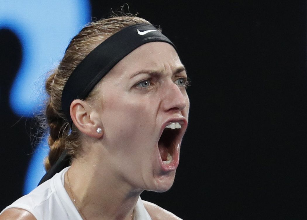 Petra Kvitová porazila na Australian Open Švýcarku Belindu Bencicovou a postoupila do osmifinále