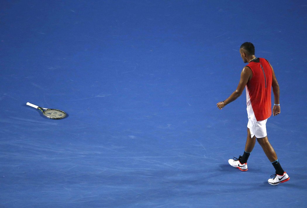 Naščtvaný Nick Kyrgios v utkání 3. kola Australian Open s Tomášem Berdychem