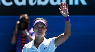 Šarapovová schytala v Austrálii výprask, Djokovič zničil Ferrera