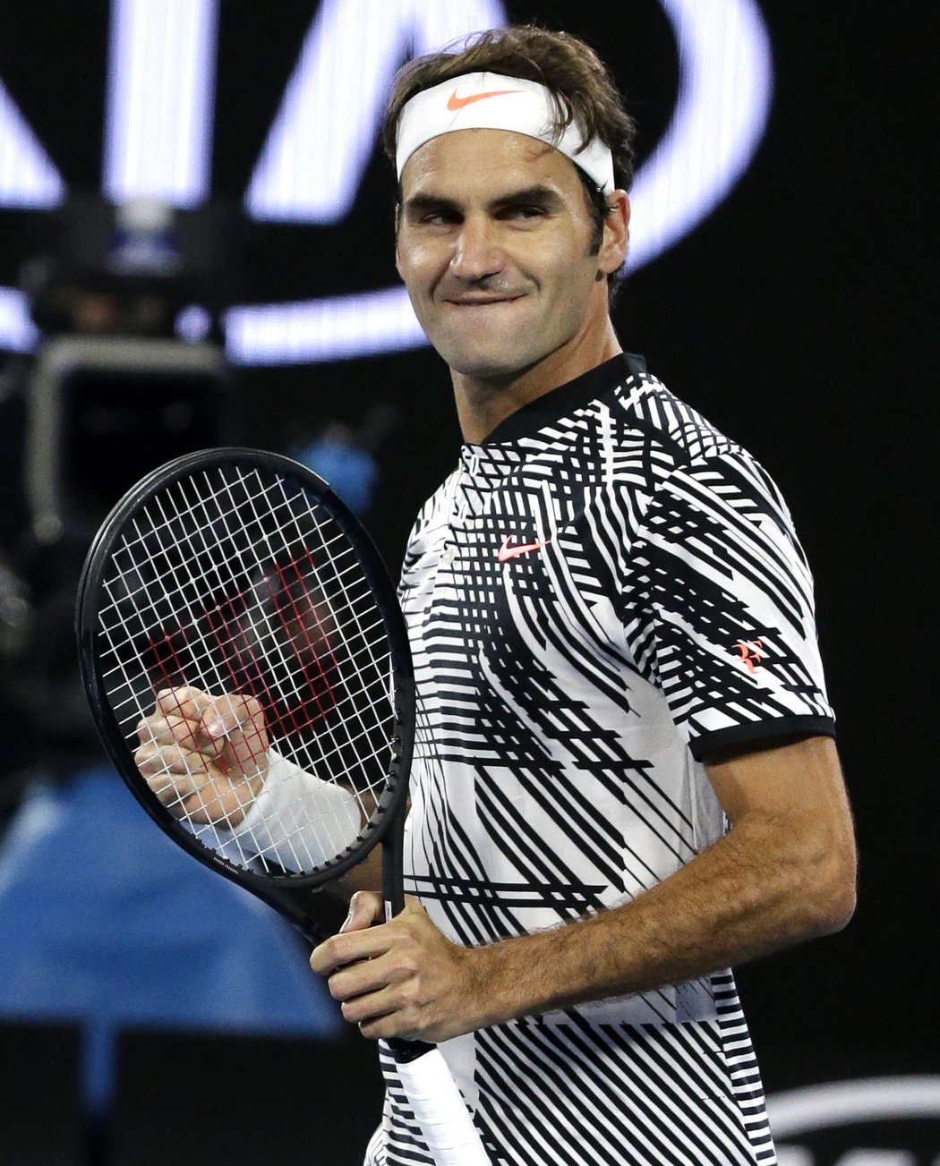 Roger Federer se raduje z výhry nad Tomášem Berdychem v Melbourne