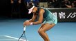 Japonská tenistka Naomi Ósakaová se raduje z vítězství na Australian Open, ve finále porazila Petru Kvitovou
