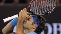 Roger Federer se raduje z čtvrtého triumfu na Australian Open