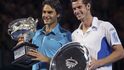 Andy Murray s Rogerem Federerem, finalisté letošního Australian Open