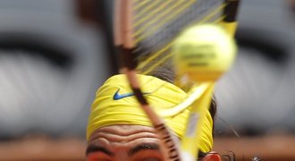 Douhá: Federer a Nadal jasně postupují