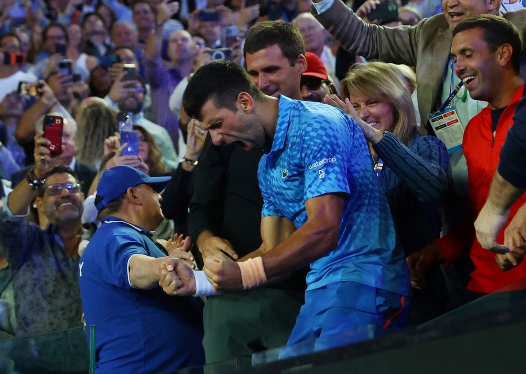 Novak Djokvoič se raduje z triumfu na Australian Open