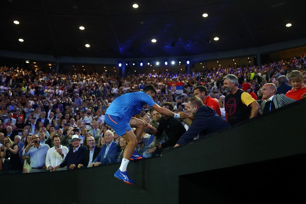 Novak Djokvoič se raduje z triumfu na Australian Open