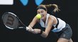 Petra Kvitová ve čtvrtfinále Australian Open proti domácí Ashleigh Bartyové