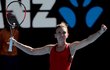 Radost rumunské tenistky Simone Halepové po výhře nad Karolínou Plíškovou ve čtvrtfinále Australian Open