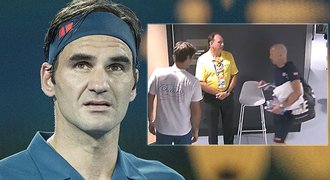 Nemáš akreditaci? Smůla! Federera nepustil člen ochranky do šatny