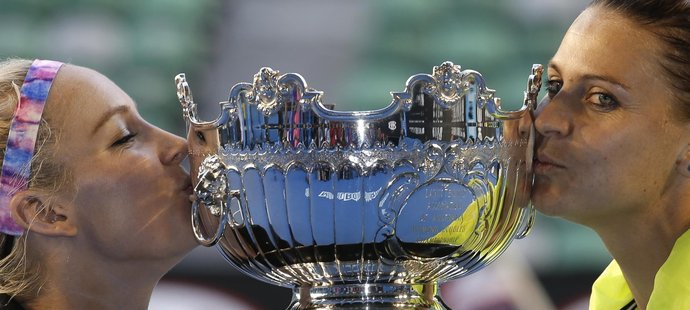 Lucie Šafářová se stala první českou vítězkou čtyřhry na Australian Open po 20 letech