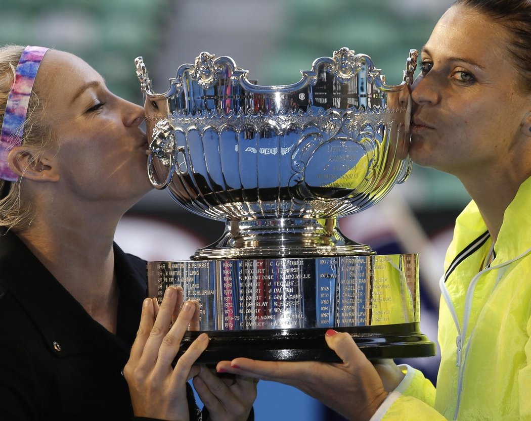 Lucie Šafářová se stala první českou vítězkou čtyřhry na Australian Open po 20 letech