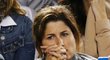 Tohle nevypadá dobře, jakoby věděla Federerova žena Mirka při sledování semifinále Australian Open proti Andy Murraymu