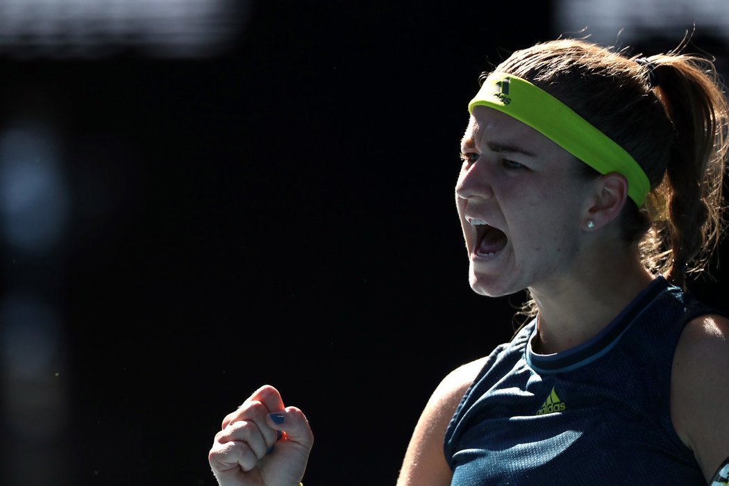 Karolína Muchová se raduje z dobrého míčku v semifinále Australian Open