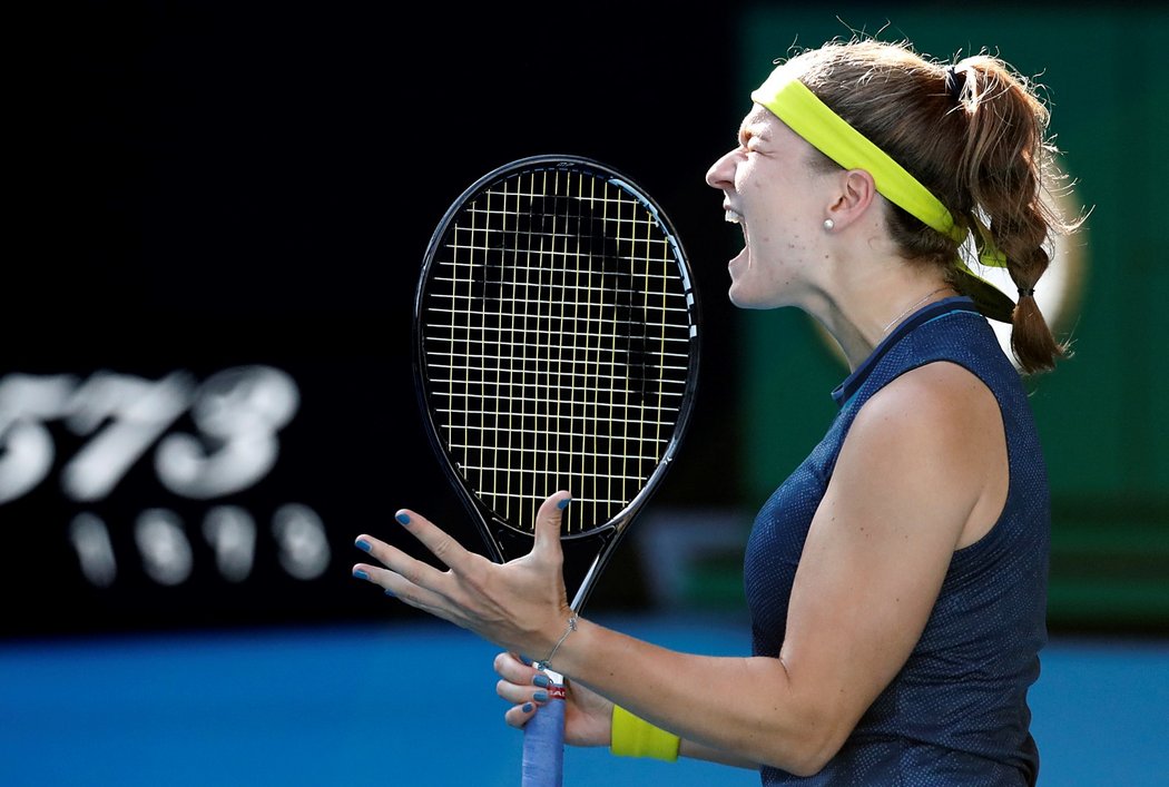 Karolína Muchová řve vzteky v dramatickém závěru semifinále Australian Open