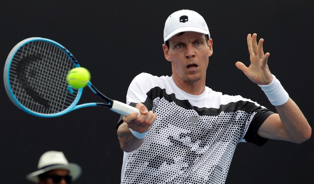 Tomáš Berdych zatím na Australian Open válí. Jak zvládne boj o osmifinále proti Diegu Schartzmanovi z Argentiny?