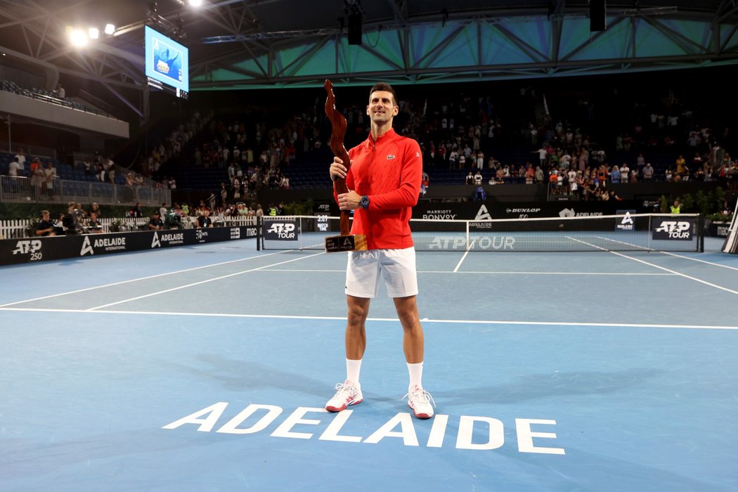 Novak Djokovič ovládl turnaj v Adelaide