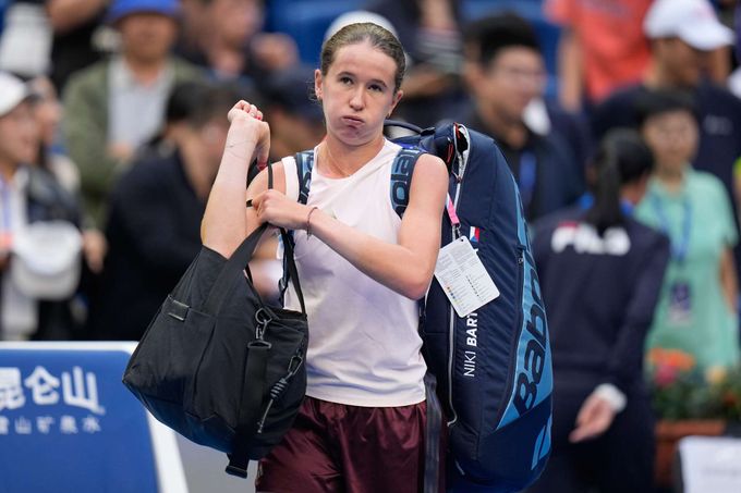 Jízda Bartůňkové v Pekingu končí v semifinále, na šampionku Roland Garros nestačila Jízda Bartůňkové v Pekingu končí v semifinále, na šampionku Roland Garros nestačila