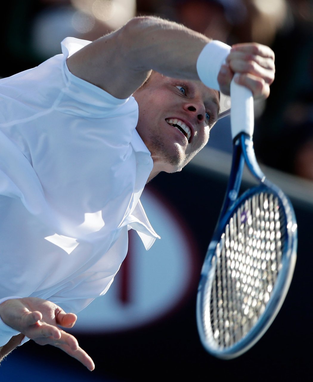Český tenista Tomáš Berdych si potřetí za sebou zahraje čtvrtfinále Australian Open. Pátý nasazený hráč dnes v Melbourne porazil ve čtvrtém kole Jihoafričana Kevina Andersona 6:3, 6:2 a 7:6.