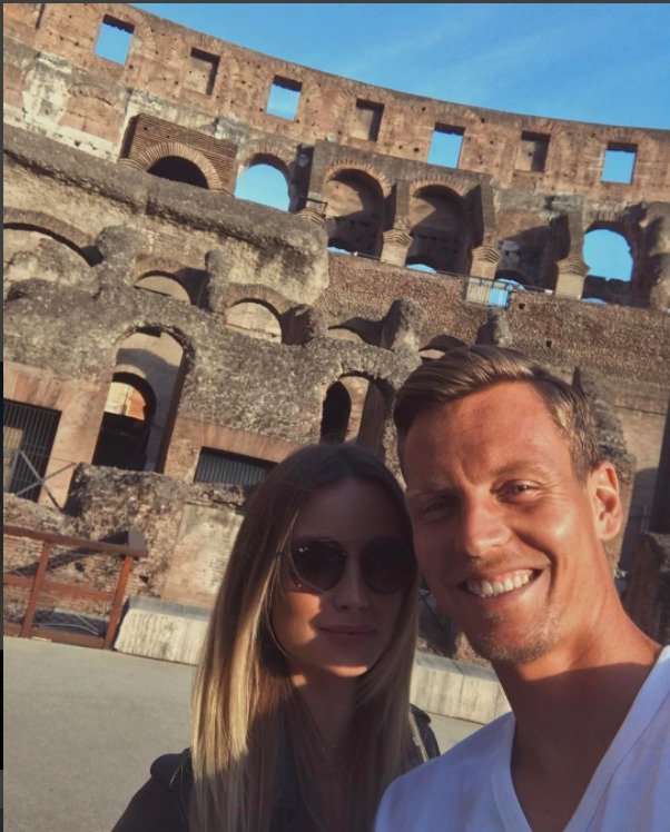 Tomáš Berdych s manželkou Ester si nenechali ujít příležitost zajít v Římě do Kolosea.