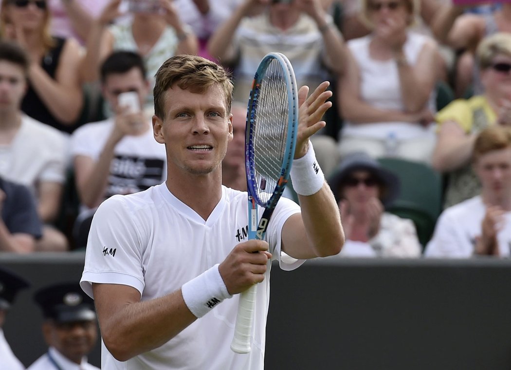 Tomáš Berdych si pohrál s Nicolasem Mahutem a je ve 3. kole Wimbledonu