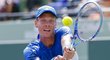 Tomáš Berdych na returnu v zápase proti Gasquetovi