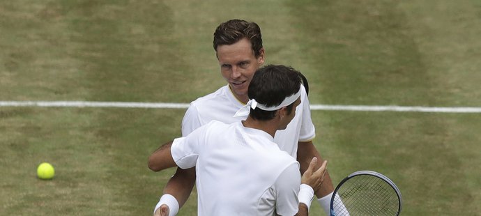 Tomáš Berdych zůstal stejně jako loni jen krok od wimbledonského finále.