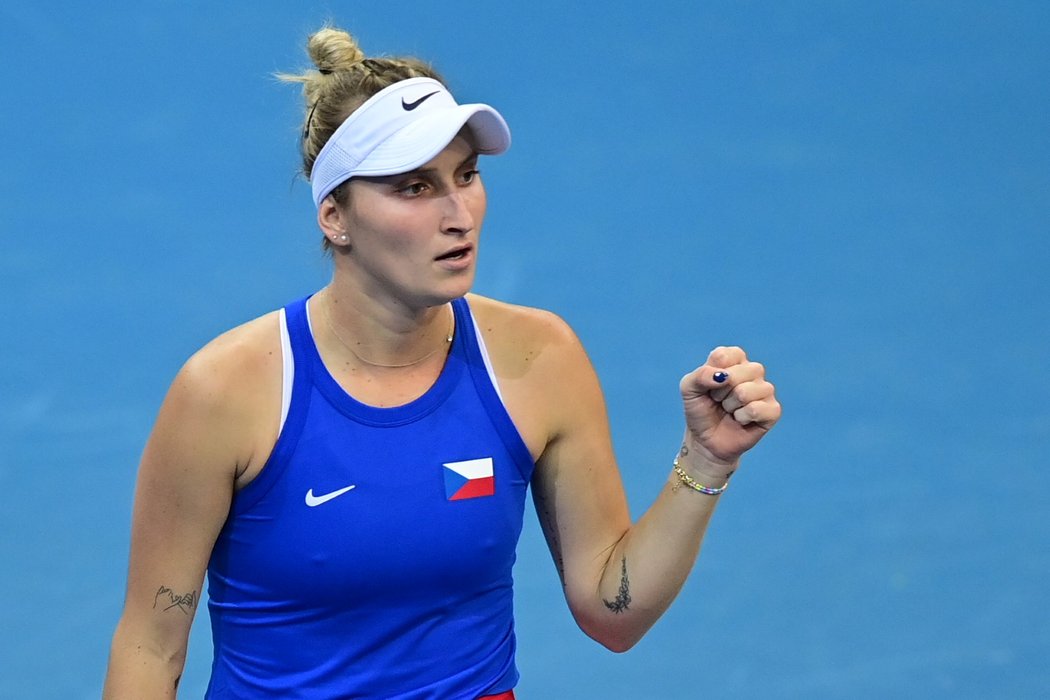 Markéta Vondroušová v utkání proti Petkovicové z Německa