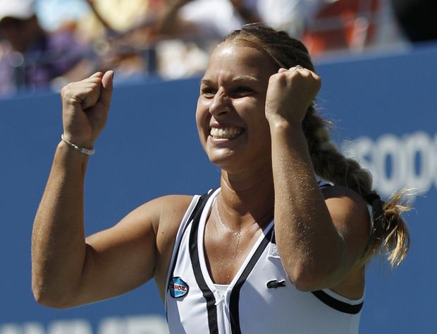 Dominika Cibulková se raduje po postupu do čtvrtfinále Dominika Cibulková se raduje po postupu do čtvrtfinále