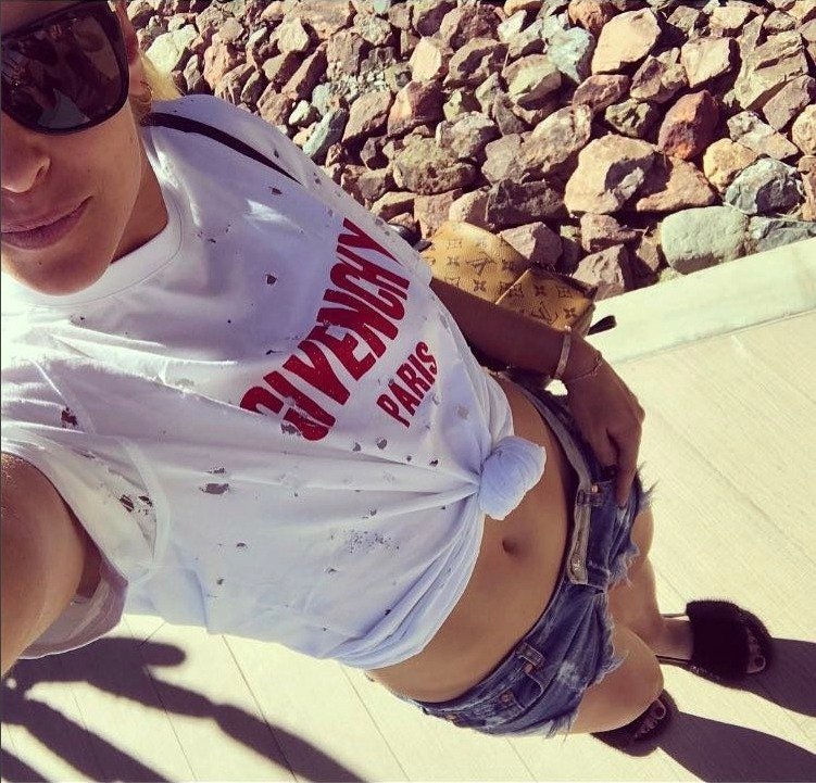 Slovenská tenistka Dominika Cibulková má ráda módu a na jejím Instagramu je to vidět.