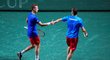 Česky debl Jiří Lehečka a Adam Pavlásek během rozhodující čtyřhry v Davis Cupu proti Austrálii