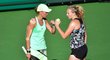 Lucie Hradecká s Kateřinou Siniakovou na turnaji v Indian Wells
