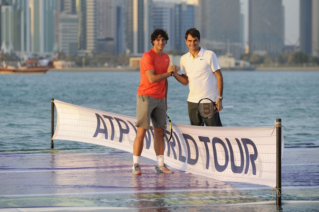 Federer s Nadalem si zahráli na vodním kurtu