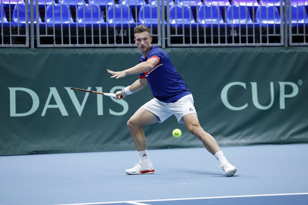 Český tenista Jiří Lehečka se chystá na start Davis Cupu proti Izraeli