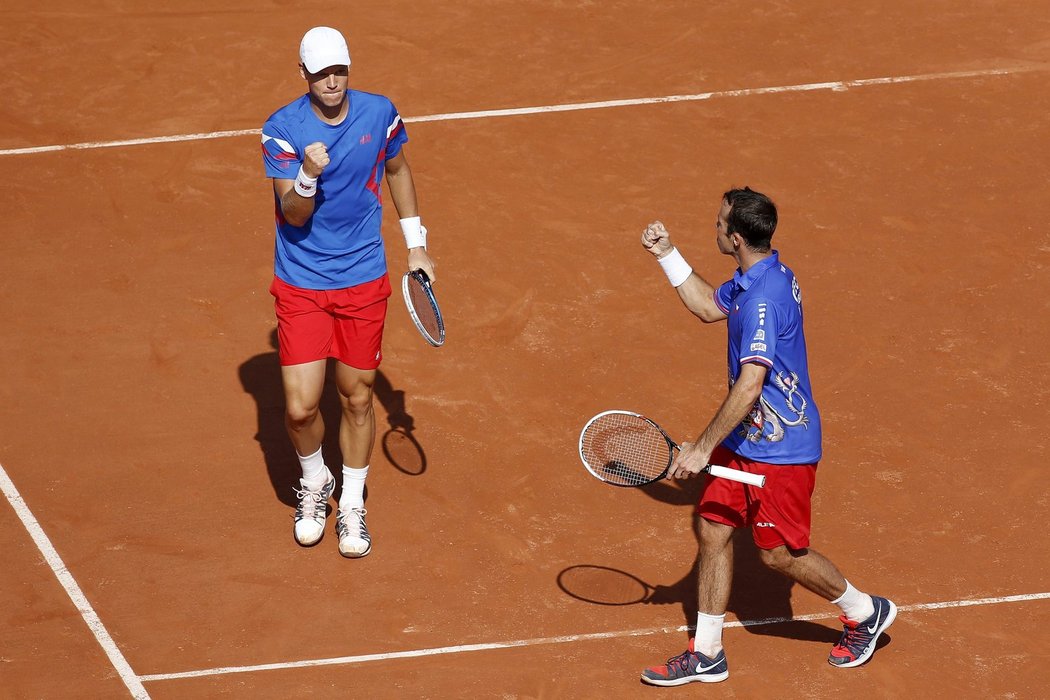 Berdych si se Štěpánkem zahrál na Davis Cupu čtyřhru proti Francouzům