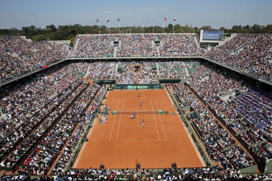 Davis Cup ve Francii láká spoustu fanoušků tenisu