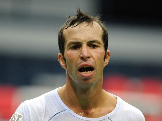 Radek Štěpánek se při první tréninkové jednotce pořádně zapotil Radek Štěpánek se při první tréninkové jednotce pořádně zapotil