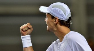 Češi vykročili za obhajobou Davis Cupu! Berdych udolal Wawrinku