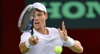 Berdych smetl v Dubaji Rama, Hájek nestačil na Tursunova