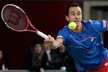 Lukáš Rosol během utkání proti Stanislasovi Wawrinkovi během prvního kola Davis Cupu